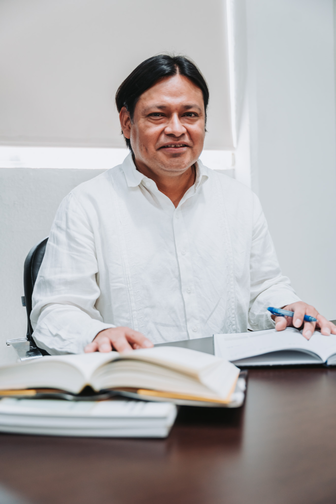 Dr. Víctor