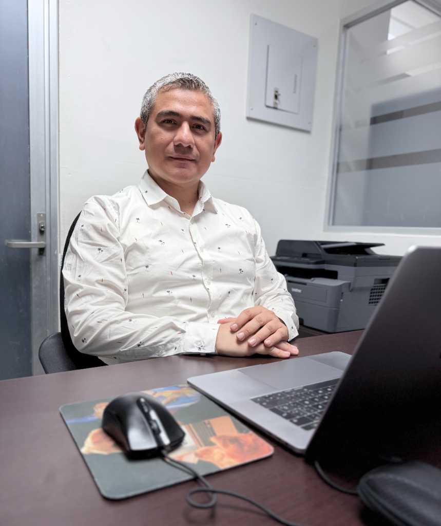 Dr. José Israel Herrera
